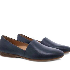 NEW DANSKO Leather Larisa Comfort Flats in navy for women 825 4m2